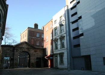 Dublin Castle Side entrance<br><i>Courtesy of O. Daly</i>