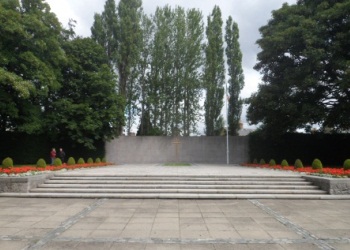 Arbour Hill Memorial<br><i>Courtesy of R. Ballagh</i>